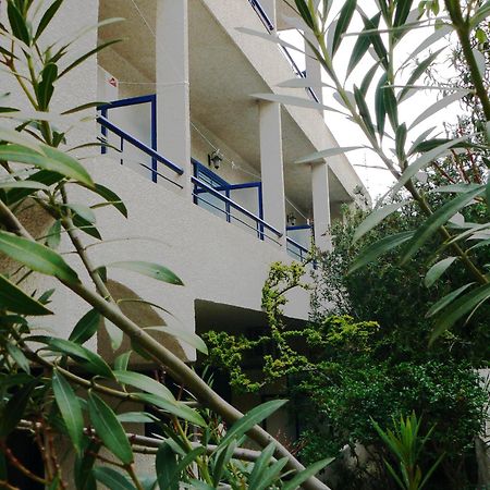 Pericles Studios Agia Marina  Dış mekan fotoğraf
