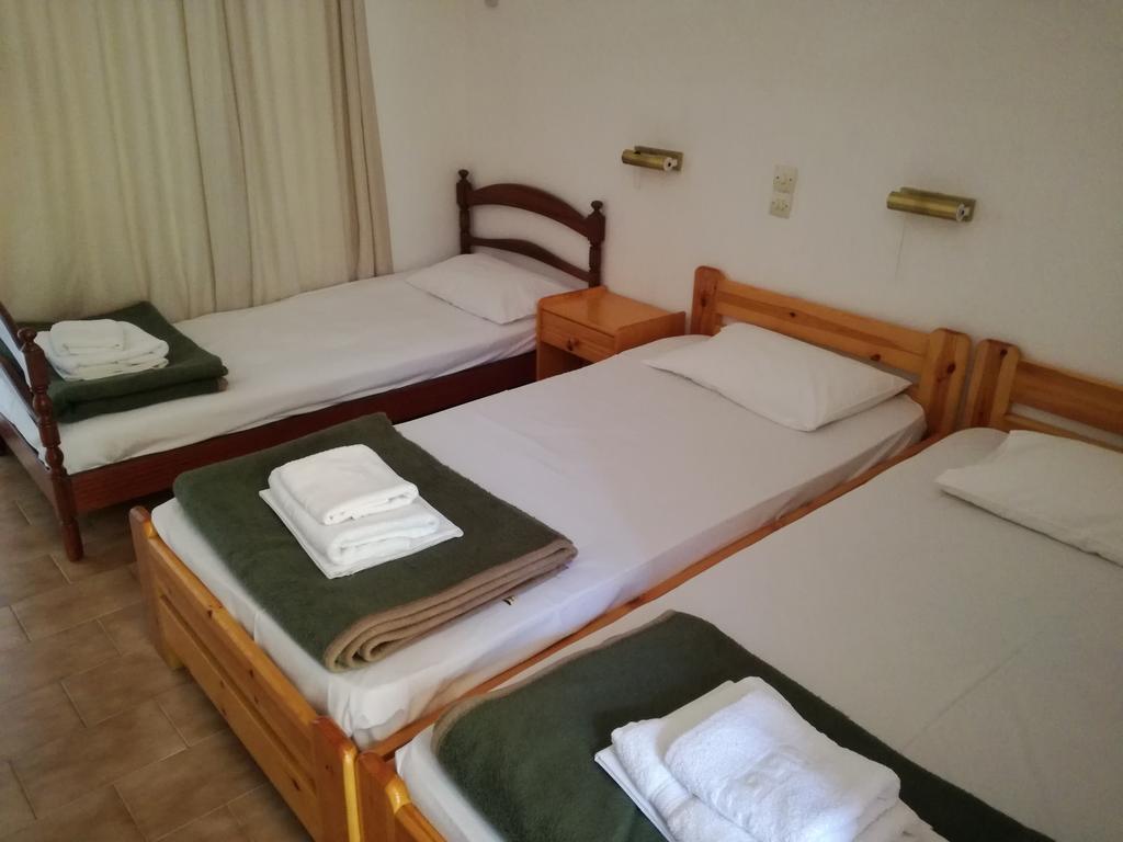 Pericles Studios Agia Marina  Dış mekan fotoğraf