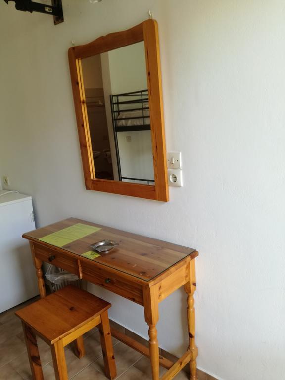Pericles Studios Agia Marina  Dış mekan fotoğraf