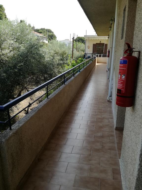 Pericles Studios Agia Marina  Dış mekan fotoğraf